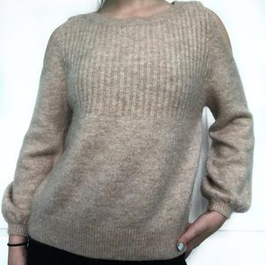 Abecrombie and Fitch sweater
